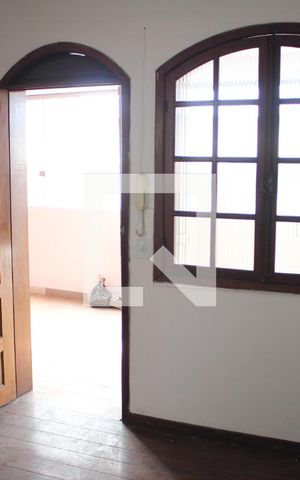 Apartamento à venda com 90m², 2 quartos e sem vagaSala