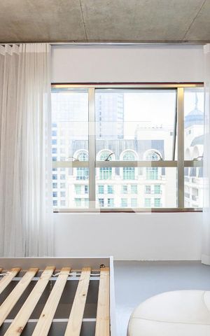 Apartamento à venda com 90m², 1 quarto e 2 vagas Apartamento à venda com 90m², 1 quarto e 2 vagasSuíte