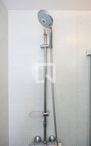 Apartamento à venda com 90m², 1 quarto e 2 vagas Apartamento à venda com 90m², 1 quarto e 2 vagasSuíte - Banheiro