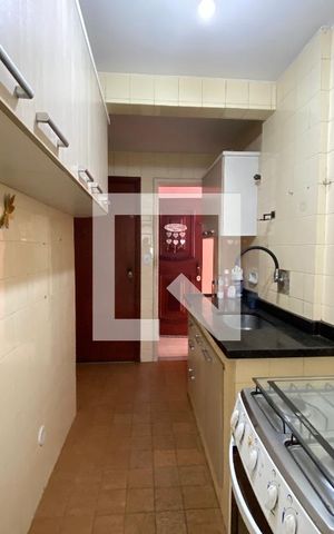 Apartamento à venda com 58m², 2 quartos e 1 vagaCozinha