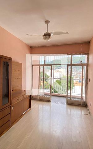Apartamento à venda com 58m², 2 quartos e 1 vagaSala