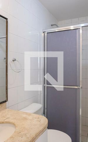 Apartamento à venda com 82m², 3 quartos e 2 vagasBanheiro