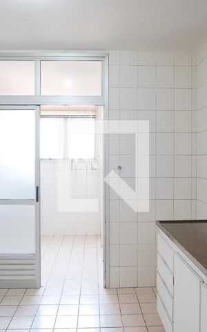 Apartamento à venda com 82m², 3 quartos e 2 vagasCozinha