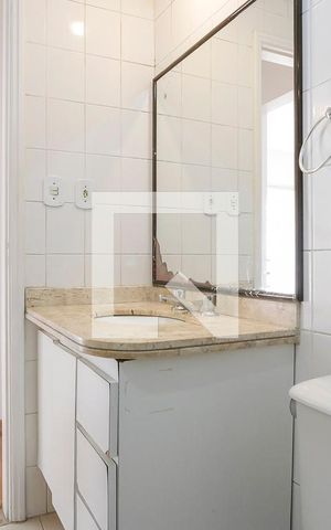 Apartamento à venda com 82m², 3 quartos e 2 vagasBanheiro