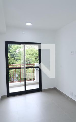 Apartamento para alugar com 41m², 2 quartos e sem vagaSala de TV