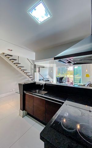 Apartamento à venda com 130m², 2 quartos e 3 vagasCozinha