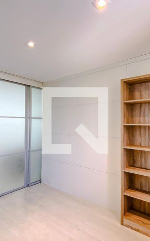 Apartamento à venda com 130m², 2 quartos e 3 vagasQuarto 2 - Suíte