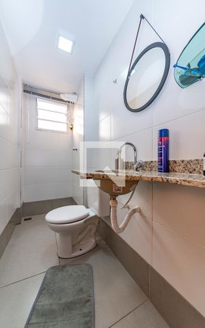 Apartamento à venda com 60m², 2 quartos e 1 vaga Apartamento à venda com 60m², 2 quartos e 1 vagaBanheiro da Suíte