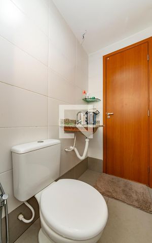 Apartamento à venda com 60m², 2 quartos e 1 vaga Apartamento à venda com 60m², 2 quartos e 1 vagaBanheiro Social