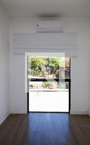 Apartamento para alugar com 160m², 3 quartos e 2 vagas Apartamento para alugar com 160m², 3 quartos e 2 vagasSuíte