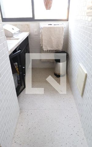 Apartamento à venda com 90m², 2 quartos e 2 vagasÁrea de Serviço