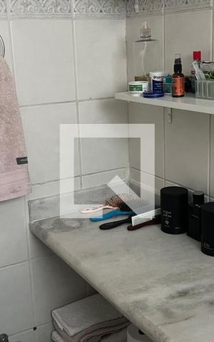 Apartamento para alugar com 55m², 2 quartos e 1 vaga Apartamento para alugar com 55m², 2 quartos e 1 vagaBanheiro