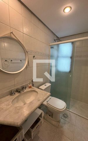 Apartamento para alugar com 55m², 2 quartos e 1 vaga Apartamento para alugar com 55m², 2 quartos e 1 vagaBanheiro