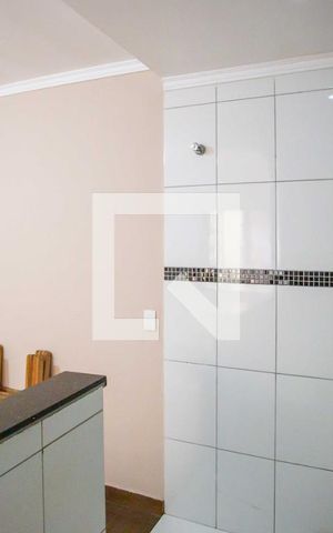 Casa à venda com 201m², 3 quartos e 2 vagas Casa à venda com 201m², 3 quartos e 2 vagasCozinha de Serviço
