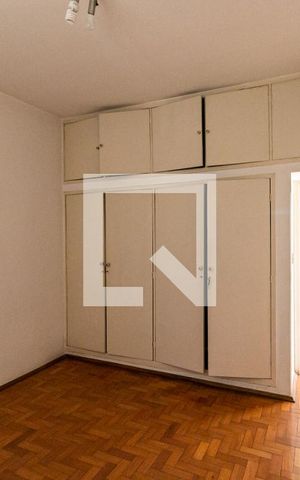 Casa à venda com 200m², 4 quartos e 2 vagas Casa à venda com 200m², 4 quartos e 2 vagasQuarto 3