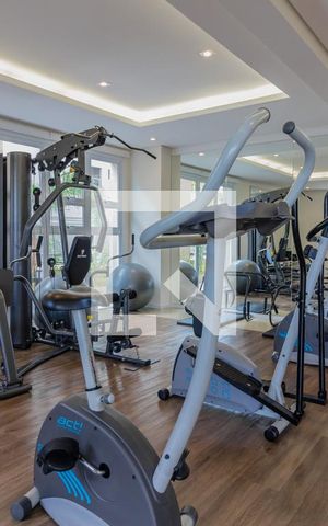 Apartamento à venda com 84m², 3 quartos e 2 vagas Apartamento à venda com 84m², 3 quartos e 2 vagasÁrea comum - Academia