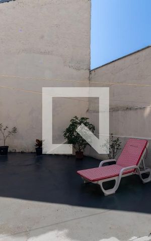 Casa à venda com 90m², 2 quartos e sem vagaQuintal
