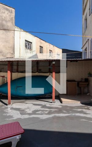 Casa à venda com 90m², 2 quartos e sem vagaQuintal