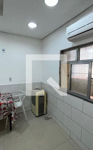 Casa à venda com 217m², 3 quartos e sem vagaEdícula