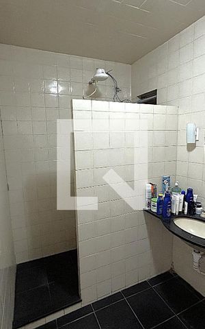 Casa à venda com 217m², 3 quartos e sem vagaBanheiro