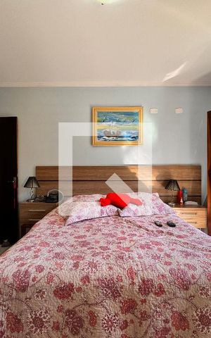 Casa à venda com 195m², 3 quartos e 7 vagas Casa à venda com 195m², 3 quartos e 7 vagasSuite 1