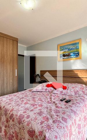 Casa à venda com 195m², 3 quartos e 7 vagas Casa à venda com 195m², 3 quartos e 7 vagasSuite 1