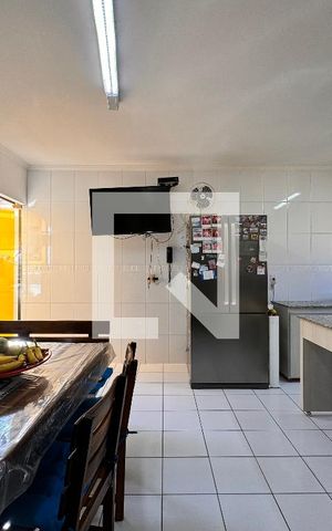 Casa à venda com 195m², 3 quartos e 7 vagas Casa à venda com 195m², 3 quartos e 7 vagasCozinha