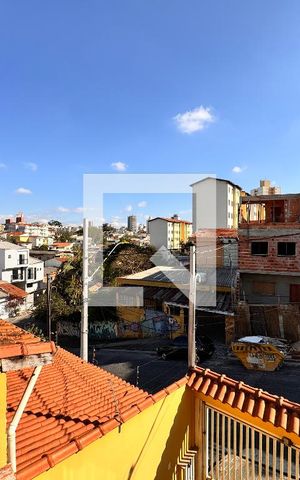 Casa à venda com 195m², 3 quartos e 7 vagas Casa à venda com 195m², 3 quartos e 7 vagasVista da Sacada
