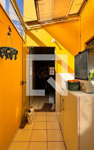 Casa à venda com 195m², 3 quartos e 7 vagas Casa à venda com 195m², 3 quartos e 7 vagasLavanderia