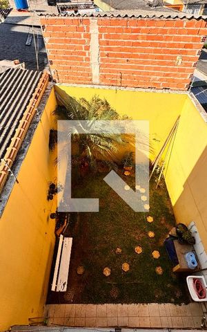 Casa à venda com 195m², 3 quartos e 7 vagas Casa à venda com 195m², 3 quartos e 7 vagasVista da suite 3