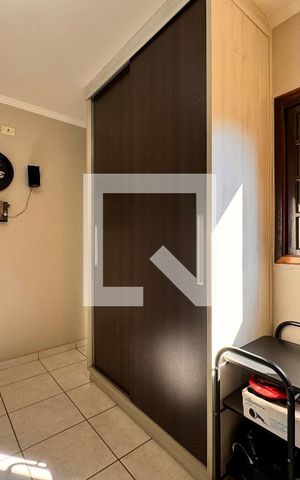 Casa à venda com 195m², 3 quartos e 7 vagas Casa à venda com 195m², 3 quartos e 7 vagasSuite 2