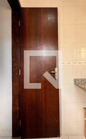Casa à venda com 195m², 3 quartos e 7 vagas Casa à venda com 195m², 3 quartos e 7 vagasBanheiro da Suíte 2