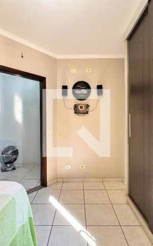 Casa à venda com 195m², 3 quartos e 7 vagas Casa à venda com 195m², 3 quartos e 7 vagasSuite 2