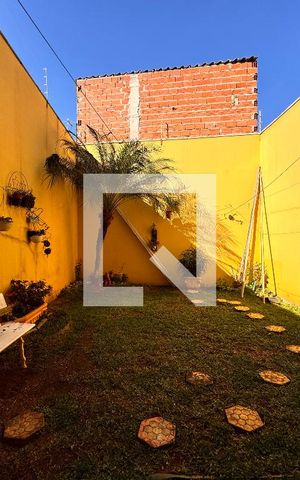 Casa à venda com 195m², 3 quartos e 7 vagas Casa à venda com 195m², 3 quartos e 7 vagasQuintal/ jardim
