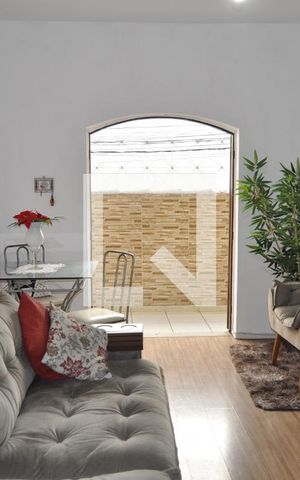 Casa à venda com 227m², 3 quartos e 1 vagaSala