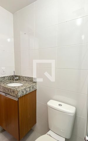 Apartamento para alugar com 43m², 2 quartos e 1 vaga Apartamento para alugar com 43m², 2 quartos e 1 vagaBanheiro