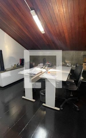 Casa à venda com 295m², 4 quartos e 4 vagas Casa à venda com 295m², 4 quartos e 4 vagasquarto 4