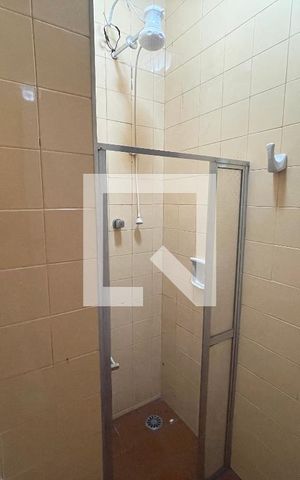 Casa à venda com 295m², 4 quartos e 4 vagas Casa à venda com 295m², 4 quartos e 4 vagasBanheiro 1