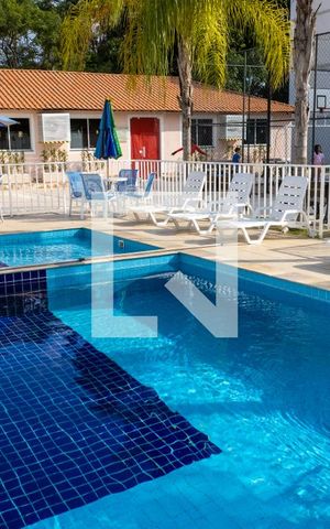 Apartamento para alugar com 43m², 2 quartos e 1 vaga Apartamento para alugar com 43m², 2 quartos e 1 vagaÁrea comum - Piscina