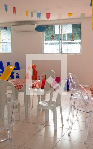 Apartamento para alugar com 43m², 2 quartos e 1 vaga Apartamento para alugar com 43m², 2 quartos e 1 vagaÁrea comum - Salão de festas