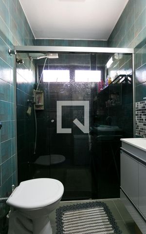 Casa para alugar com 170m², 3 quartos e 2 vagas Casa para alugar com 170m², 3 quartos e 2 vagasBanheiro