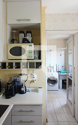 Apartamento para alugar com 74m², 2 quartos e 1 vagaCozinha 