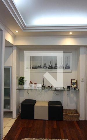 Apartamento para alugar com 74m², 2 quartos e 1 vagaSala 