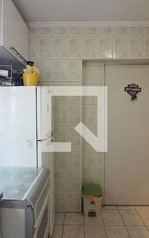 Apartamento para alugar com 74m², 2 quartos e 1 vagaCozinha 
