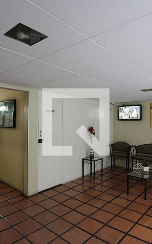 Apartamento para alugar com 74m², 2 quartos e 1 vagaHall de entrada
