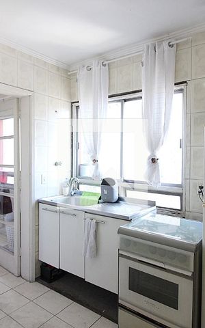 Apartamento para alugar com 74m², 2 quartos e 1 vagaCozinha 