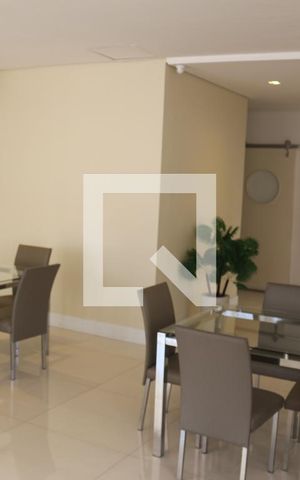 Apartamento à venda com 124m², 2 quartos e 3 vagasÁrea comum - Salão de festas