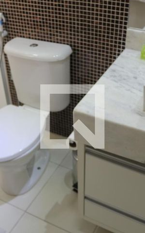 Apartamento à venda com 124m², 2 quartos e 3 vagasBanheiro da Suíte 1