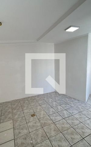 Casa à venda com 290m², 7 quartos e 8 vagas Casa à venda com 290m², 7 quartos e 8 vagasQuarto 5