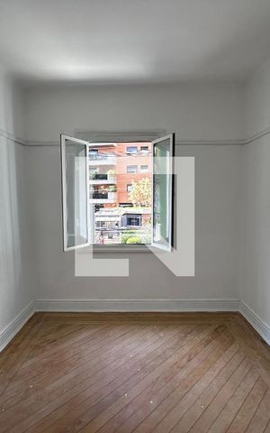 Casa à venda com 290m², 7 quartos e 8 vagas Casa à venda com 290m², 7 quartos e 8 vagasQuarto 3